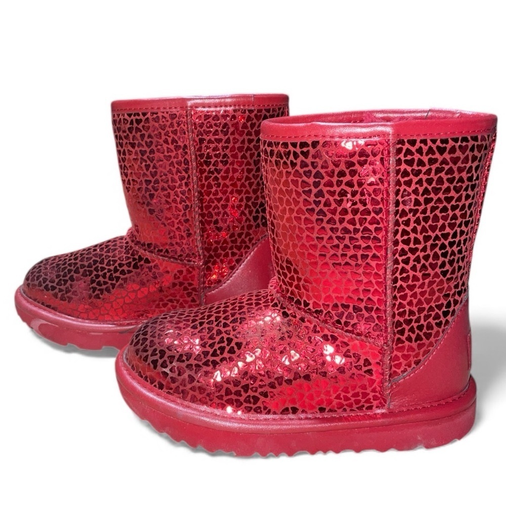 UGG Kids' Classic II Gel Hearts - Picture 3 of 5